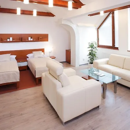 Hotel Enchante 4*